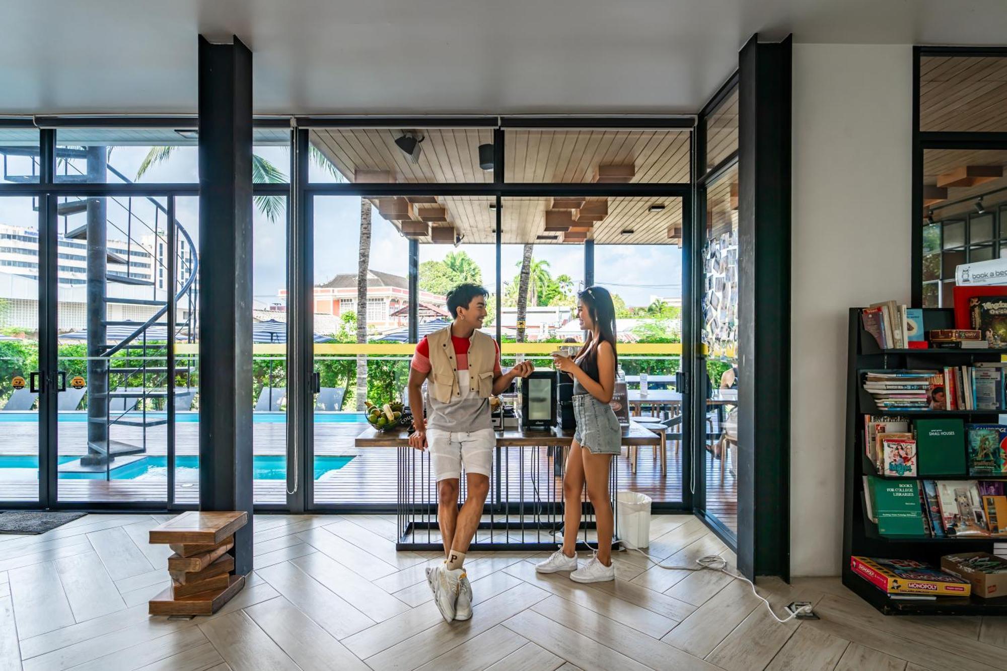 Book A Bed Poshtel - Sha Plus Phuket Luaran gambar